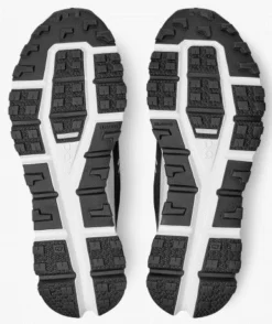 Trailrunning Schoen On Running Men Cloudultra Black White -Lichtvoetig 4 4.499.543 4