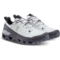 On Running On Cloudwander Waterproof Wandelschoenen - Glacier & Eclipse