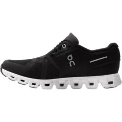 On Running Dames Cloud 5 Schoenen 10 On Running Dames Cloud 5 Schoenen -Lichtvoetig iview 3010577 010 pic3