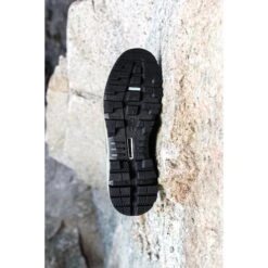 On Running On Cloudalpine Waterproof Trekking-Boots - Cobalt & Limelight -Lichtvoetig on cloudalpine waterproof trekking boots cobalt limelight 2 1501017 1