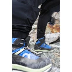 On Running On Cloudalpine Waterproof Trekking-Boots - Cobalt & Limelight -Lichtvoetig on cloudalpine waterproof trekking boots cobalt limelight 6 1501021 1