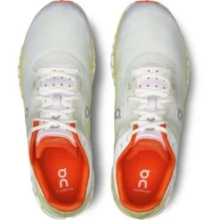 On Running On Cloudflow 4 Heren Hardloopschoenen - White & Hay -Lichtvoetig on cloudflow 4 running shoe men white hay 3 1567136