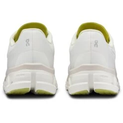 On Running On Cloudflow 4 Heren Hardloopschoenen - White & Sand -Lichtvoetig on cloudflow 4 running shoe men white sand 6 1567147