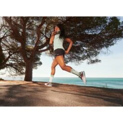 On Running On Cloudflow Dames Hardloopschoenen - Mulberry & Mineral -Lichtvoetig on cloudflow women running shoe mulberry mineral 7 1027705