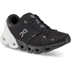 On Running On Cloudflyer 4 Wide Women Running Shoe - Black & White -Lichtvoetig on cloudflyer 4 women running shoe black white 6 1324030