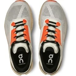 On Running On Cloudstratus 3 Dames Hardloopschoenen - Undyed-White & Sand -Lichtvoetig on cloudstratus 3 women running shoe undyed white sand 3 1531569