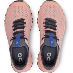 On Running On Cloudultra Dames Trail Running Schoenen - Rose & Cobalt -Lichtvoetig on cloudultra women trailrunning shoe rose cobalt 2 1324579