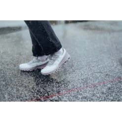 On Running On Cloudventure Waterproof Dames Trail Hardloopschoenen - Ice & Heron -Lichtvoetig on cloudventure waterproof women trailrunning shoe ice heron 8 1321475