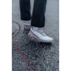 On Running On Cloudventure Waterproof Dames Trail Hardloopschoenen - Ice & Heron -Lichtvoetig on cloudventure waterproof women trailrunning shoe ice heron 9 1321476