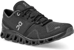 Hardloopschoen On Running Cloud X FW20 -Lichtvoetig on running cloud x fw20 w 286124 40 99704 960