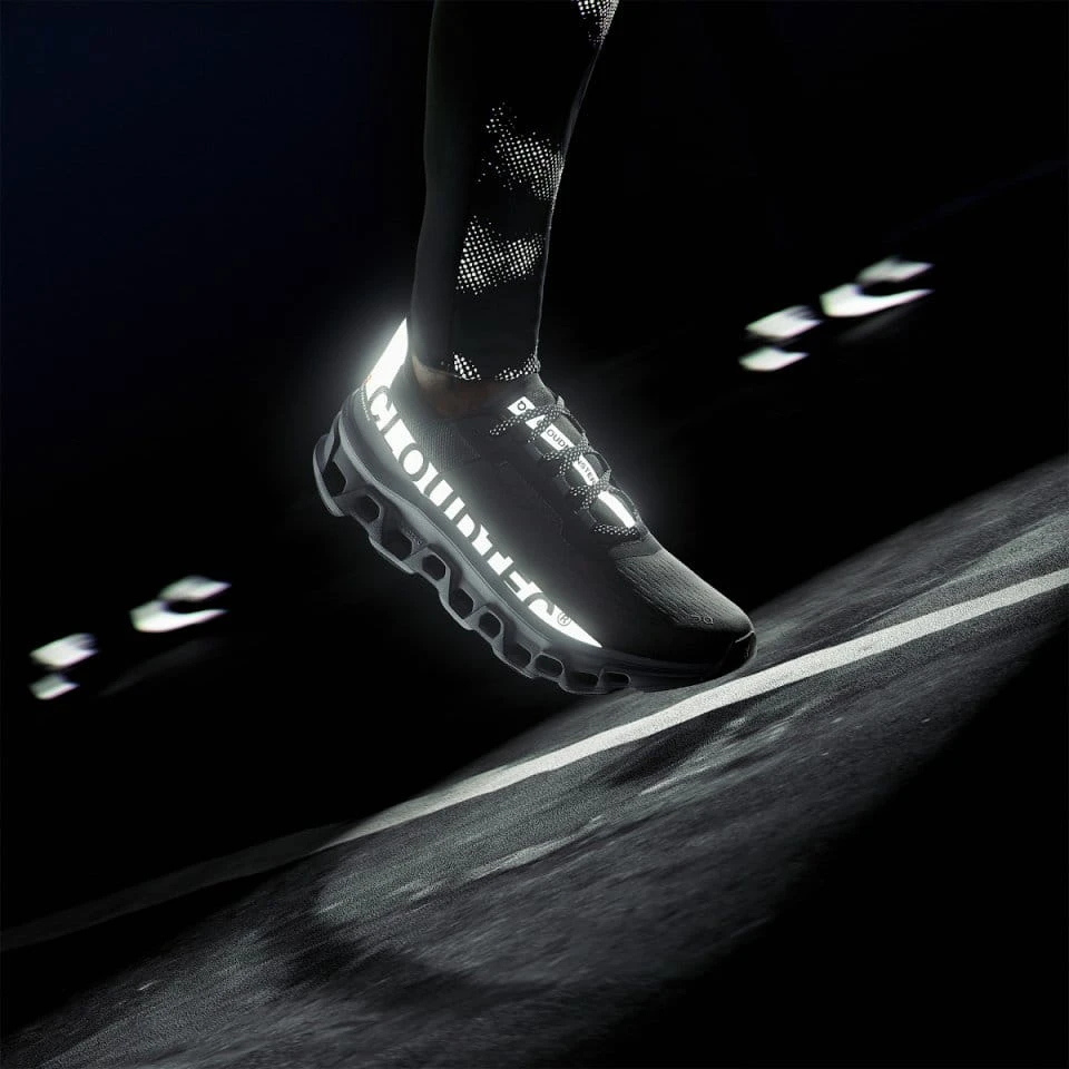 Hardloopschoen On Running Cloudmonster Lumos 4 Hardloopschoen On Running Cloudmonster Lumos - Afbeelding 2