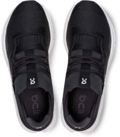 On Running Schoenen Running ON Cloudnova -Lichtvoetig on running on cloudnova 368030 26 99116 004 960