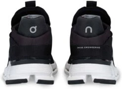 On Running Schoenen Running ON Cloudnova -Lichtvoetig on running on cloudnova 368030 26 99116 006 960